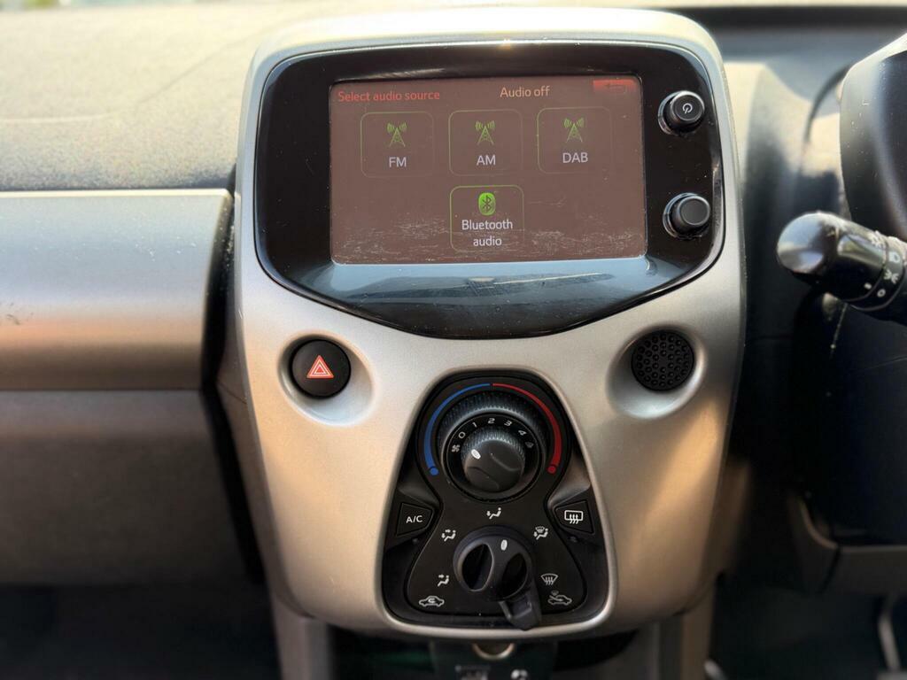 Citroen C1 1.2 Puretech Feel Euro 6 WG66LTT Red #3