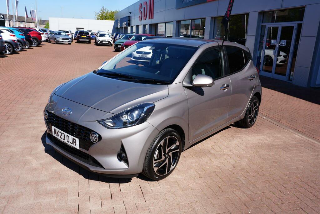Hyundai I10 1.2 Premium Hatchback Euro 6 Ss Brown