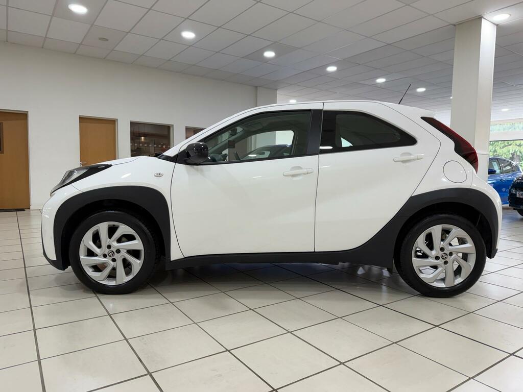 Toyota Aygo X 1.0 Vvt-i Pure Hatchback X-shift Euro 6 ML23SXF White #5
