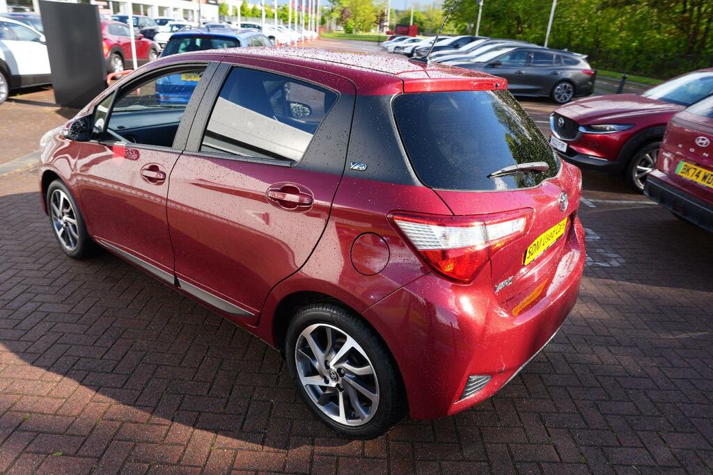 Toyota Yaris 1.5 Vvt-i Y20 Bi-tone Hatchback SD20VHT Red #3