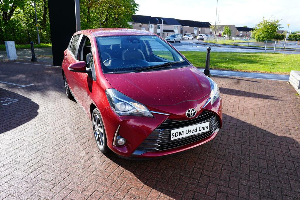 Toyota Yaris 1.5 Vvt-i Y20 Bi-tone Hatchback Red