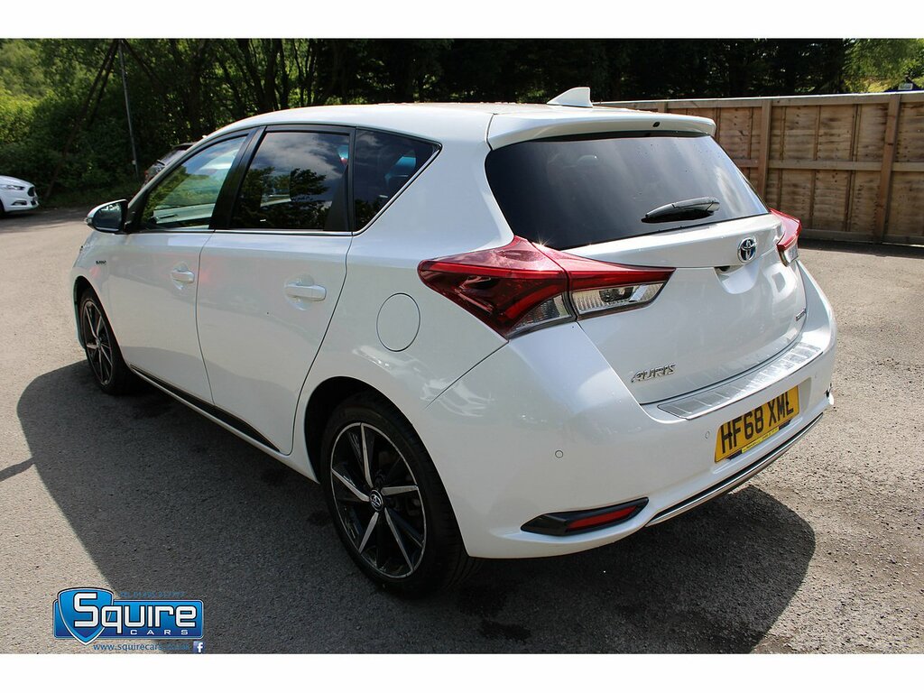 Toyota Auris Vvt-h Design U1550 Ulez HF68XML White #5