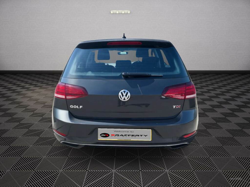 Volkswagen Golf 1.6 Tdi Se Nav KY67VTJ Grey #4