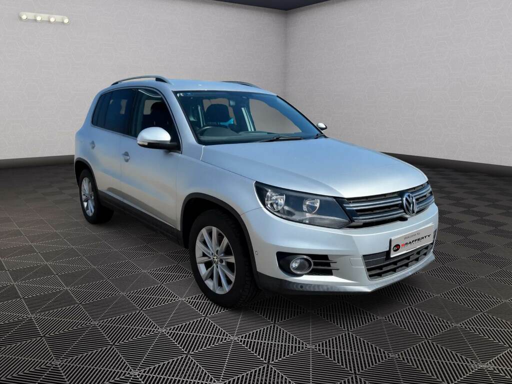 Volkswagen Tiguan 2.0 Tdi Bluemotion Tech Se 2Wd Silver