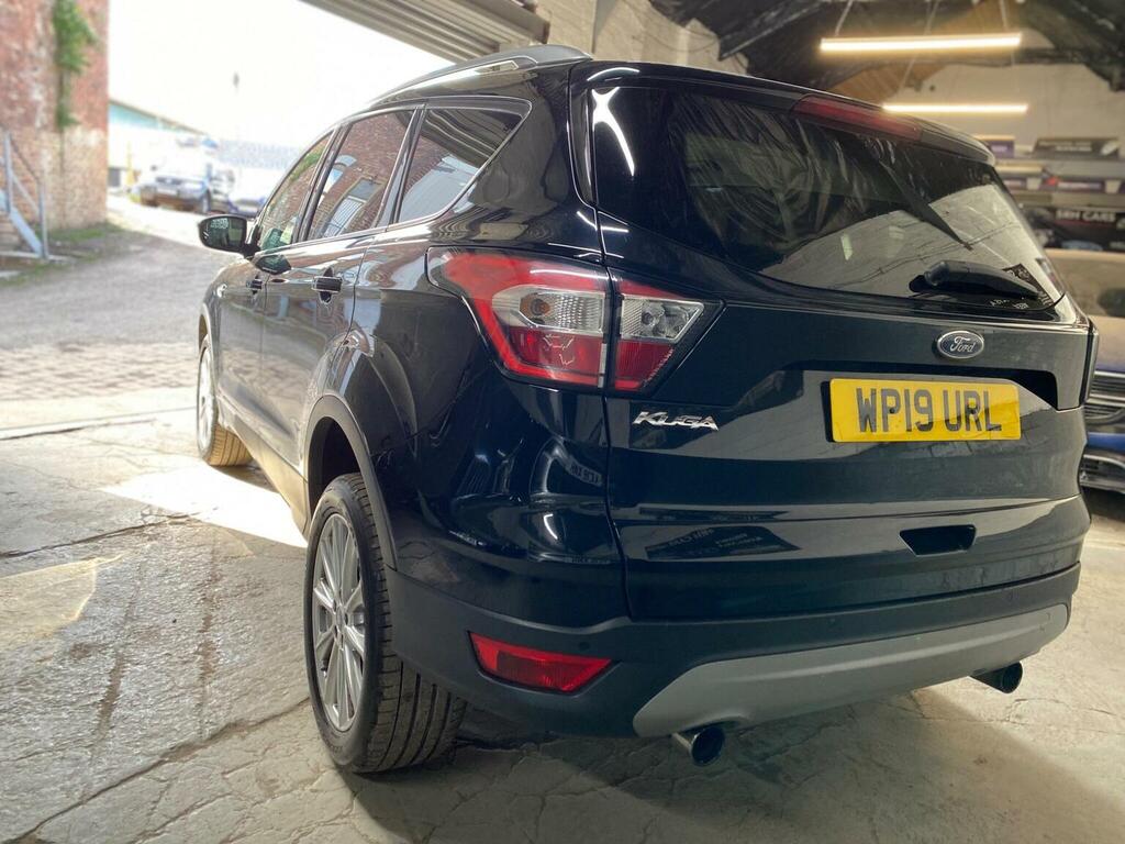 Ford Kuga Suv 1.5 Tdci Ecoblue Titanium Edition Euro 6 Ss WP19URL Black #4