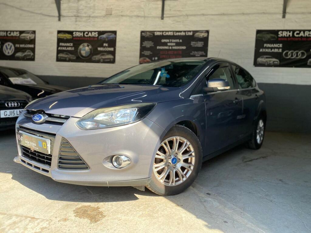 Ford Focus Hatchback 1.6 Tdci Titanium Euro 5 Ss 2012 CV12HHM Brown #3