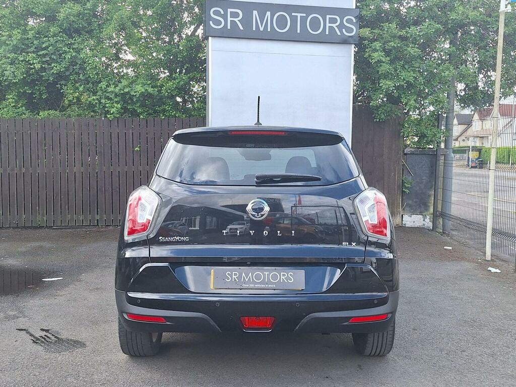 SsangYong Tivoli Suv 1.6 E-xgi Elx Euro 6 Ss 201818 SK18JKO Black #5