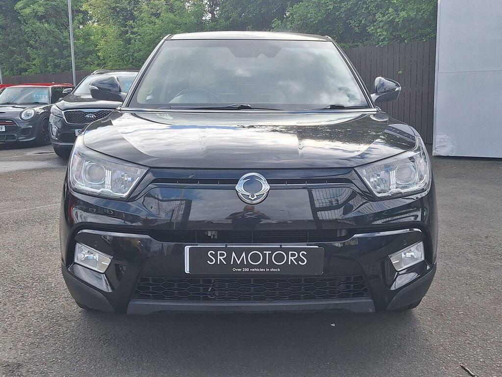 SsangYong Tivoli Suv 1.6 E-xgi Elx Euro 6 Ss 201818 SK18JKO Black #2