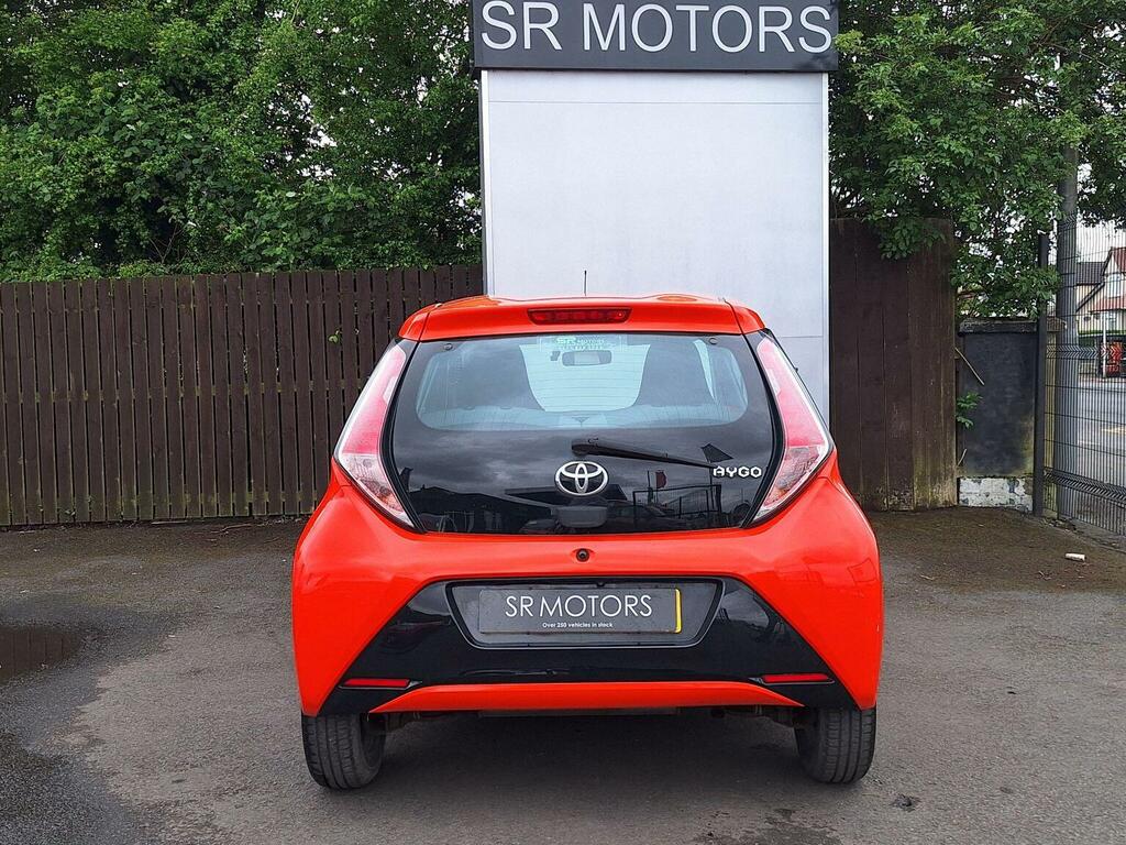Toyota Aygo 1.0 Vvt-i X-cite Euro 5 Euro 5 PF14HVP Orange #6