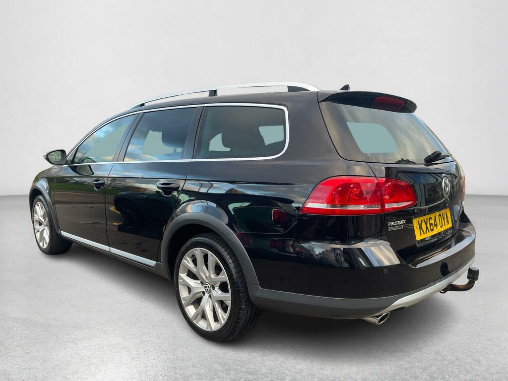 Volkswagen Passat Alltrack 2.0 Tdi Bluemotion Tech Alltrack Dsg 4Motion Euro Black #5