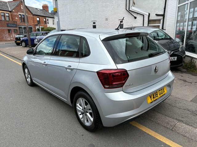 Volkswagen Polo Se Hatchback YA18GDX Silver #6