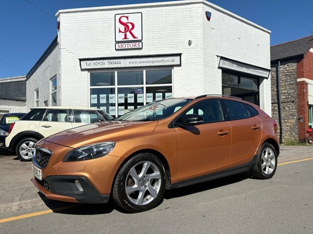 Volvo V40 Cross Country D2 Lux Hatchback Brown
