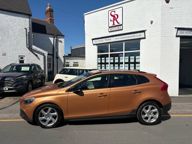 Volvo V40 Cross Country D2 Lux Hatchback Brown #5
