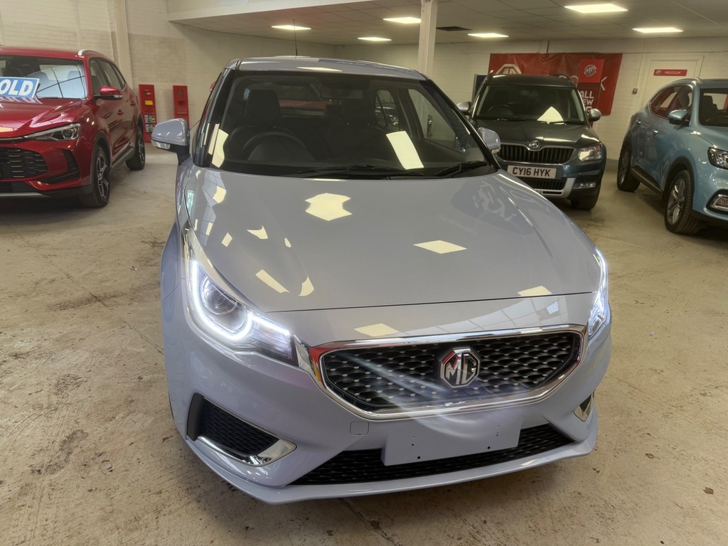 MG MG3 1.5 Vti-tech Exclusive Navigation Silver #3
