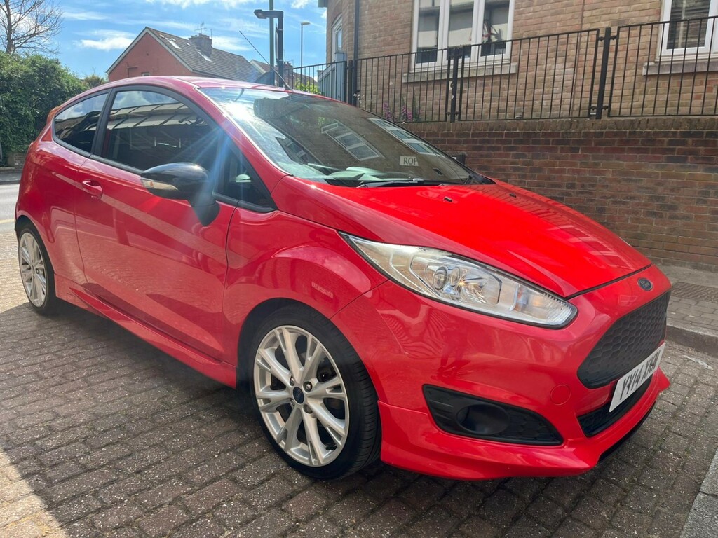Ford Fiesta Hatchback 1.0 T Ecoboost Zetec S 2014 Red