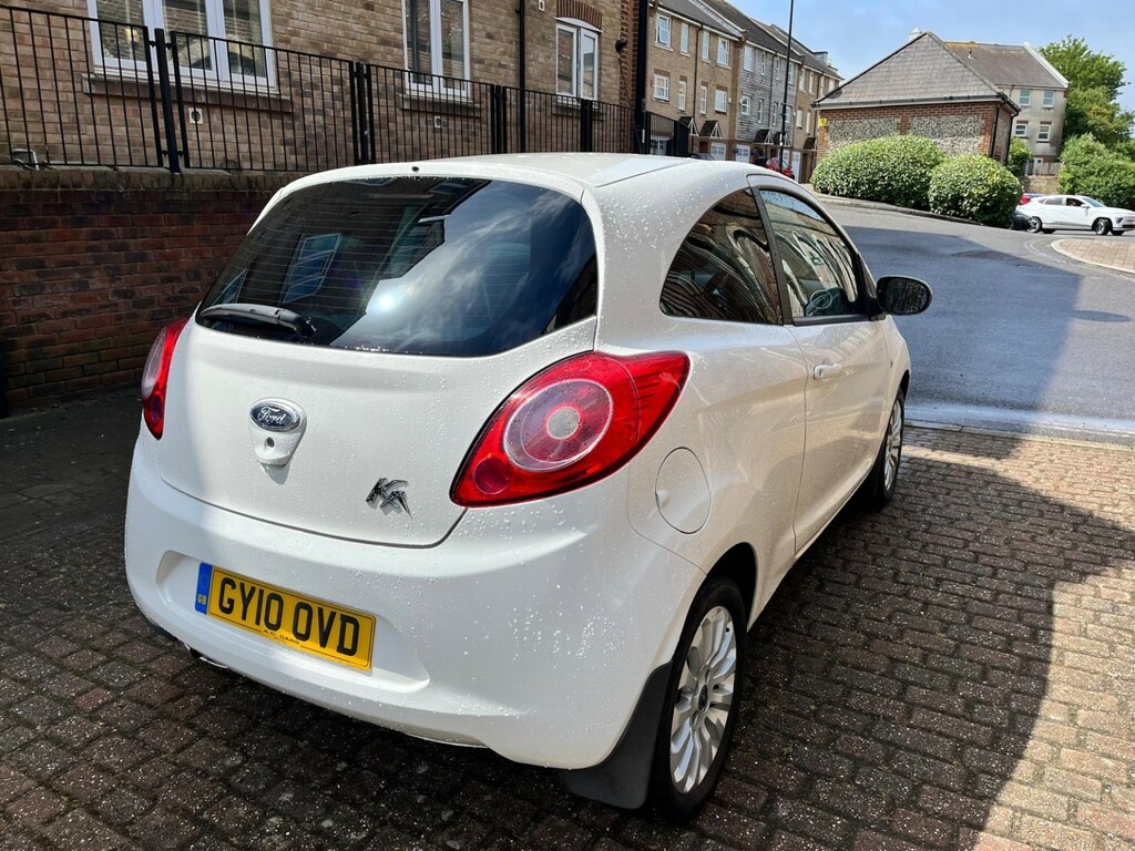 Ford KA Hatchback 1.2 Zetec 2010 GY10OVD White #6