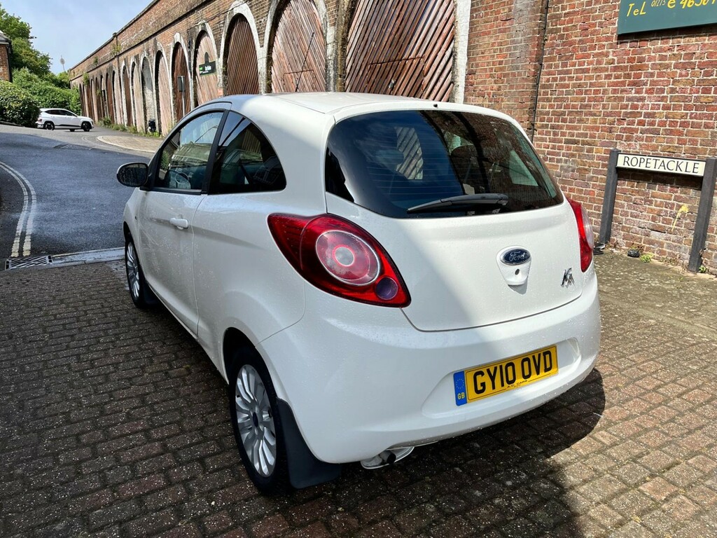 Ford KA Hatchback 1.2 Zetec 2010 GY10OVD White #4