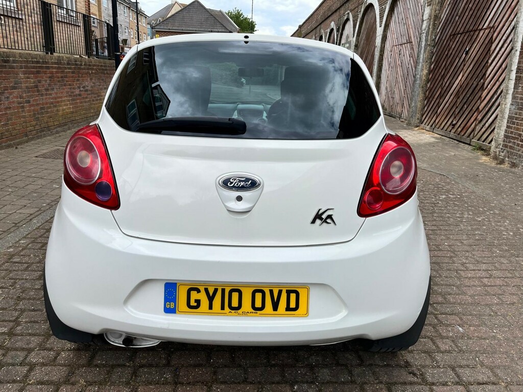 Ford KA Hatchback 1.2 Zetec 2010 GY10OVD White #5