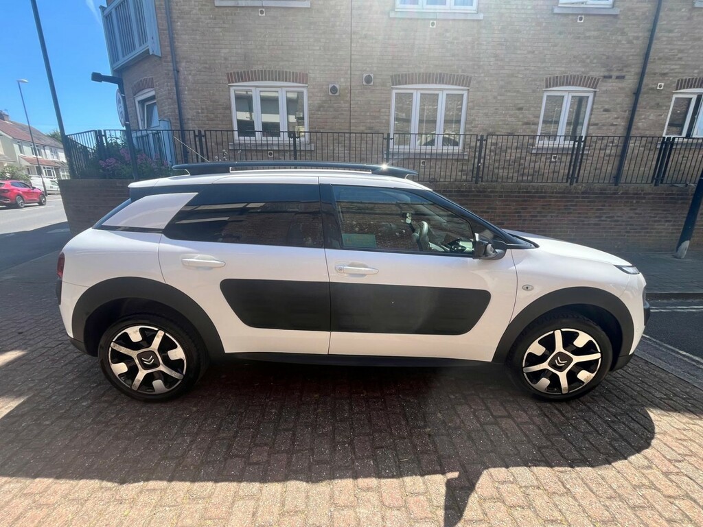 Citroen C4 Cactus Hatchback 1.2 Puretech Flair 2016 GY16MOA White #4