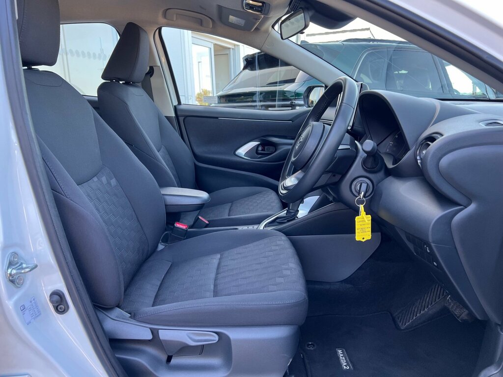 Mazda 2 Centre-line 1.5 Hybrid Cvt HW25CEN White #6