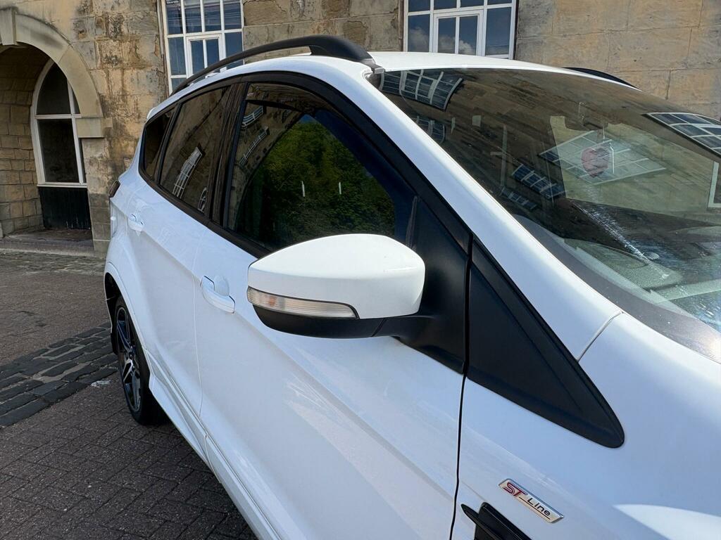 Ford Kuga 2.0 Tdci St-line Powershift Awd Euro 6 Ss EK17RXN White #4