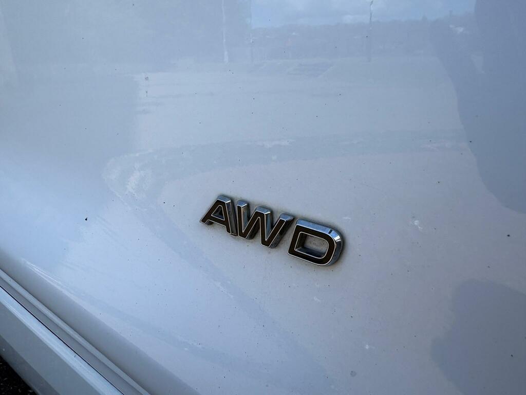 Ford Kuga 2.0 Tdci St-line Powershift Awd Euro 6 Ss EK17RXN White #6