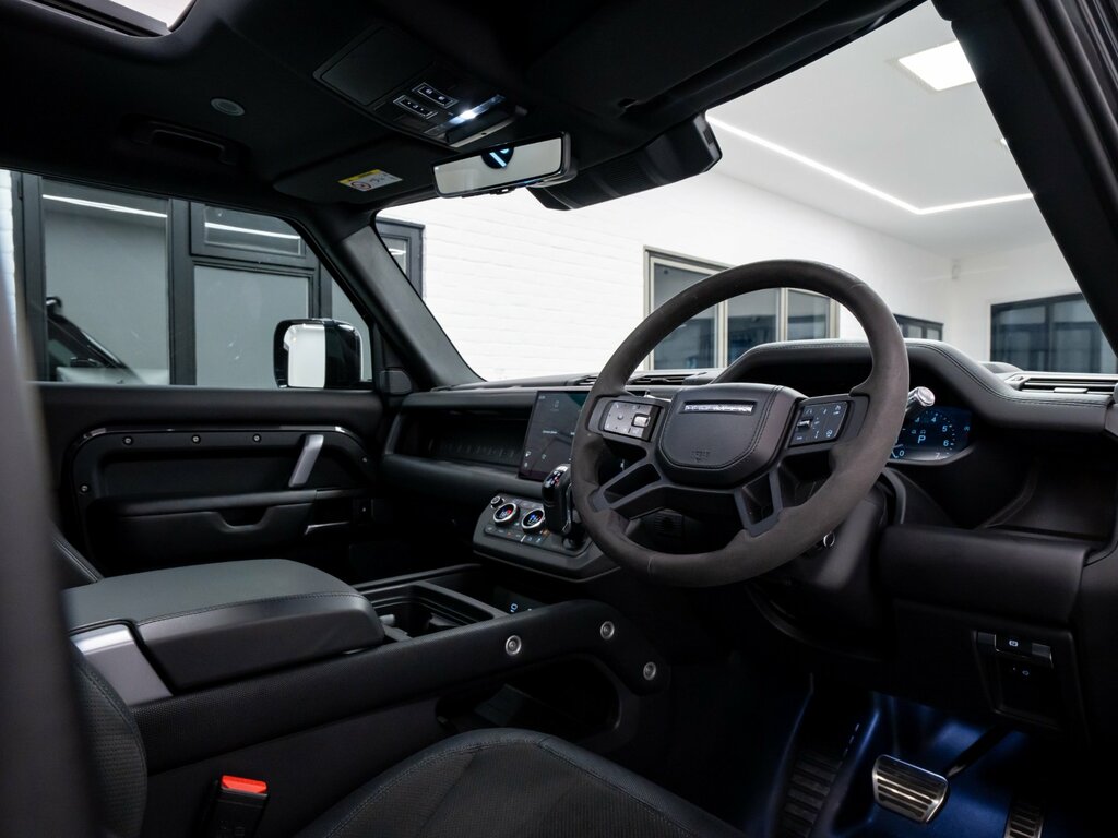 Land Rover Defender 90 5.0 P525 V8 Carpathian Edition Suv Grey #5