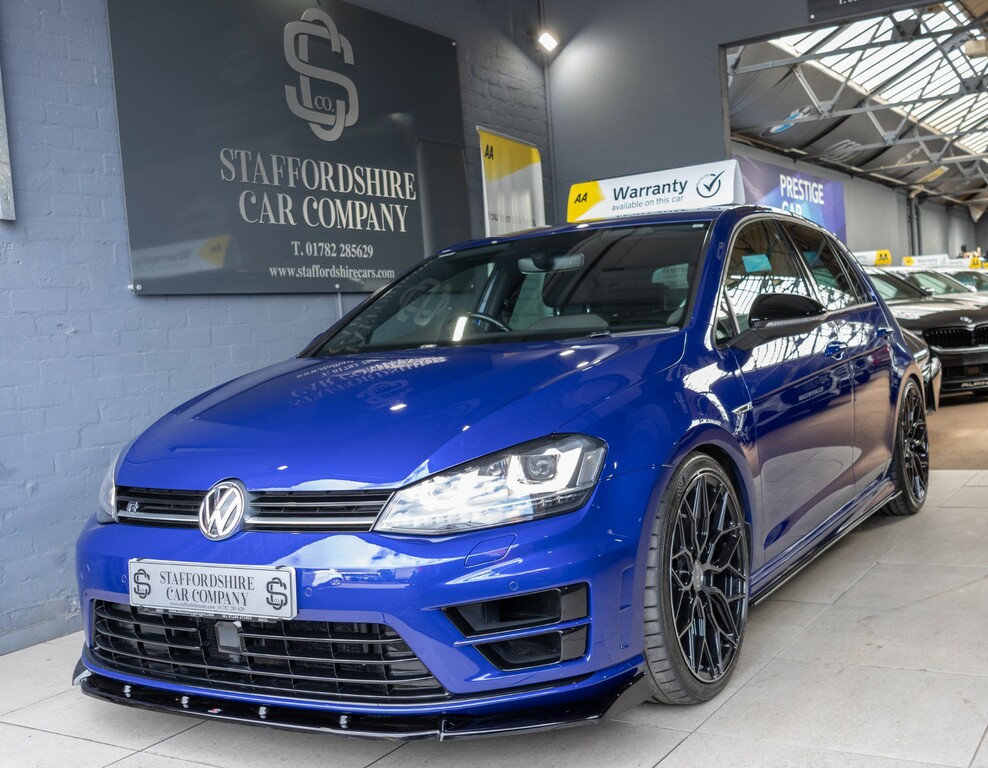 Volkswagen Golf R Blue #4