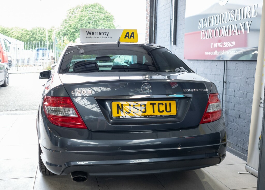 Mercedes-Benz C Class Saloon 1.8 Black #9