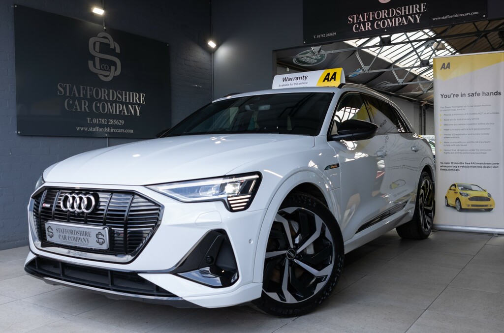 Audi E-tron Quattro Black Edition MF22XHT #3