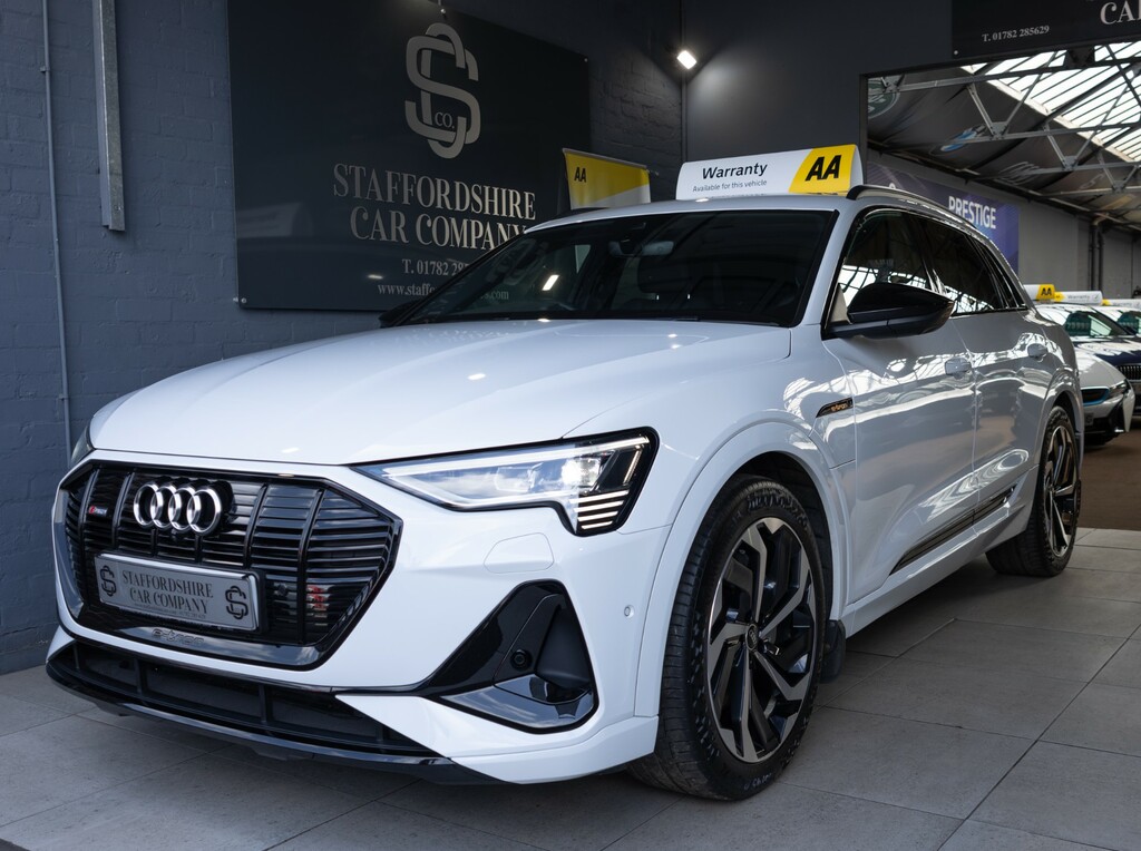 Audi E-tron Quattro Black Edition MF22XHT #4