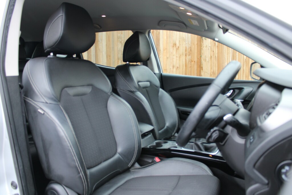 Renault Kadjar 1.2 Dynamique S Nav Tce 130 2017 BT67UGZ Silver #5