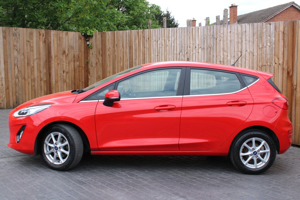 Ford Fiesta 1.1 Ti-vct Zetec 2018 FN68AZC Red #6