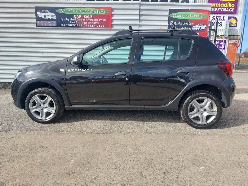 Dacia Sandero Stepway Laureate Dci EA17BZR Black #3
