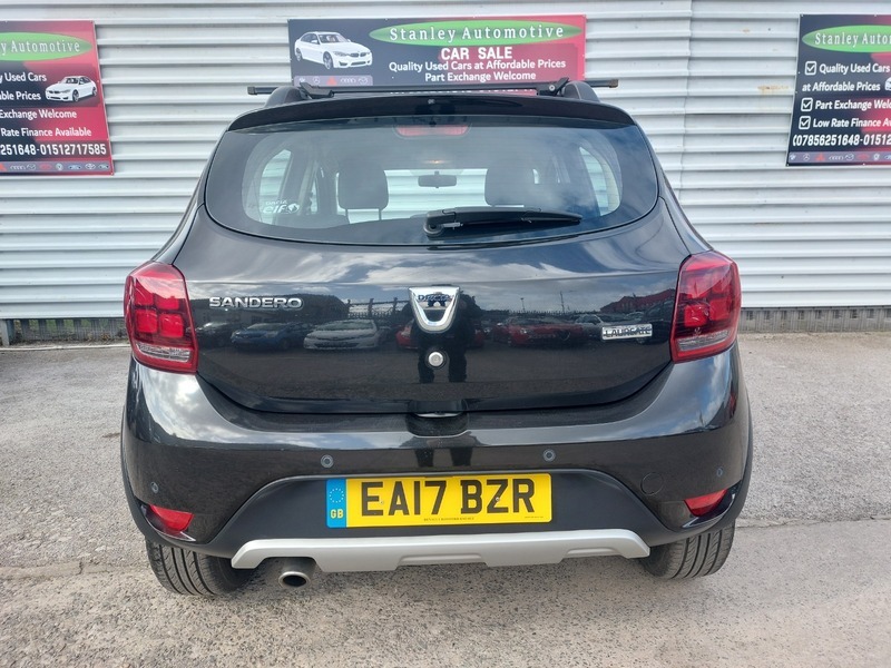 Dacia Sandero Stepway Laureate Dci EA17BZR Black #5