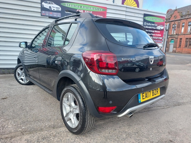 Dacia Sandero Stepway Laureate Dci EA17BZR Black #4