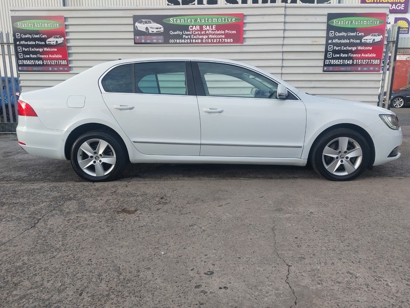 Skoda Superb Laurin And Klement Tdi White #3