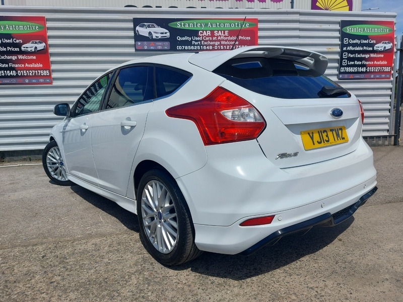 Ford Focus Zetec S Tdci YJ13TMZ White #5
