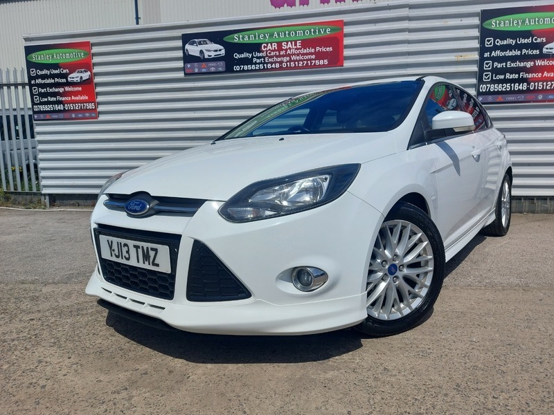 Ford Focus Zetec S Tdci YJ13TMZ White #3
