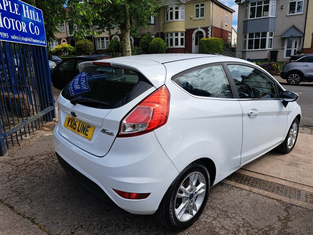 Ford Fiesta 1.3 Zetec VX15UNE White #3