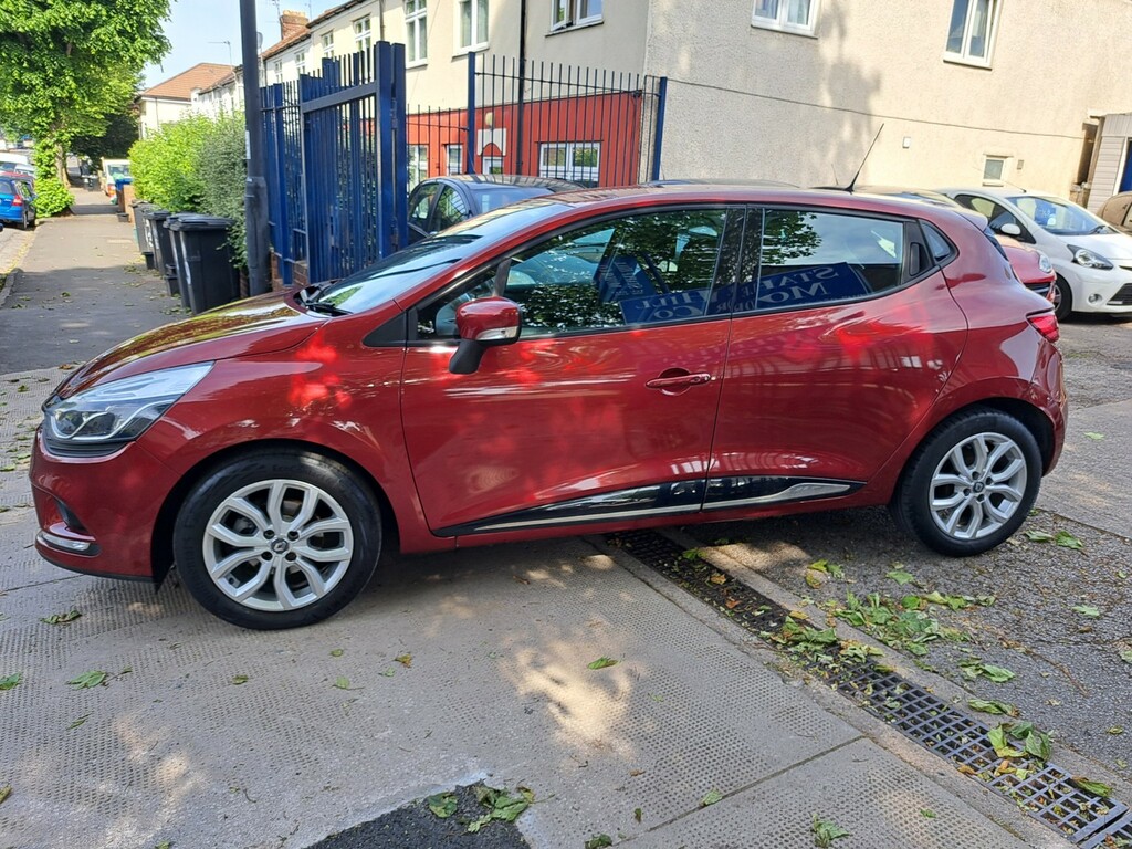 Renault Clio 1.2 Dynamique Nav 1.2 16V 75 HK17ASO Red #2