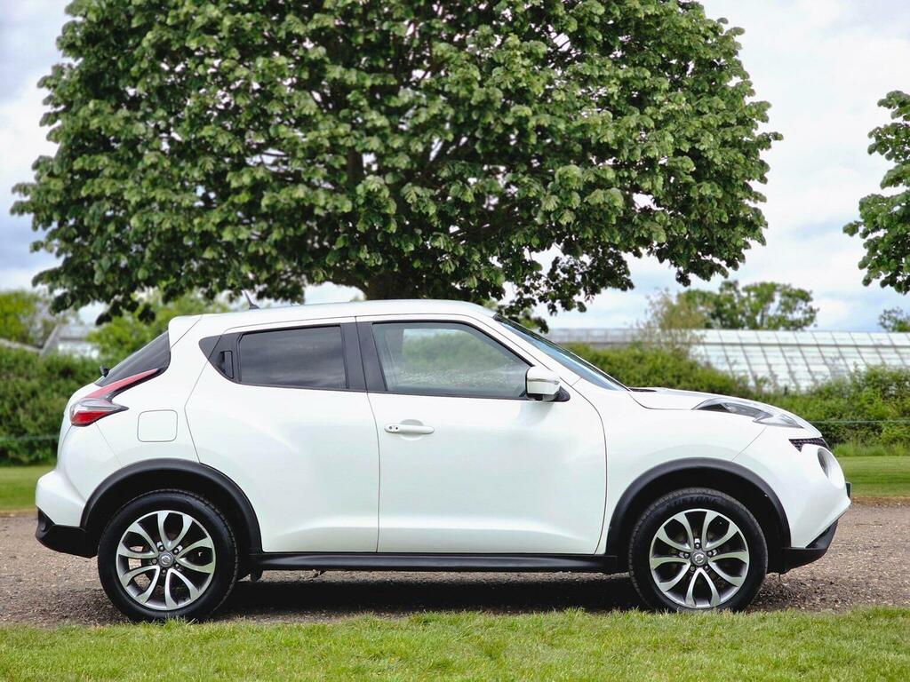 Nissan Juke 1.6 Tekna Xtron Euro 6 201767 WJ67WMK White #3