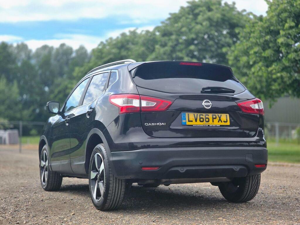 Nissan Qashqai 1.2 Dig-t N-connecta Xtron 2Wd Euro 6 Ss 2 LV66PXJ Black #4