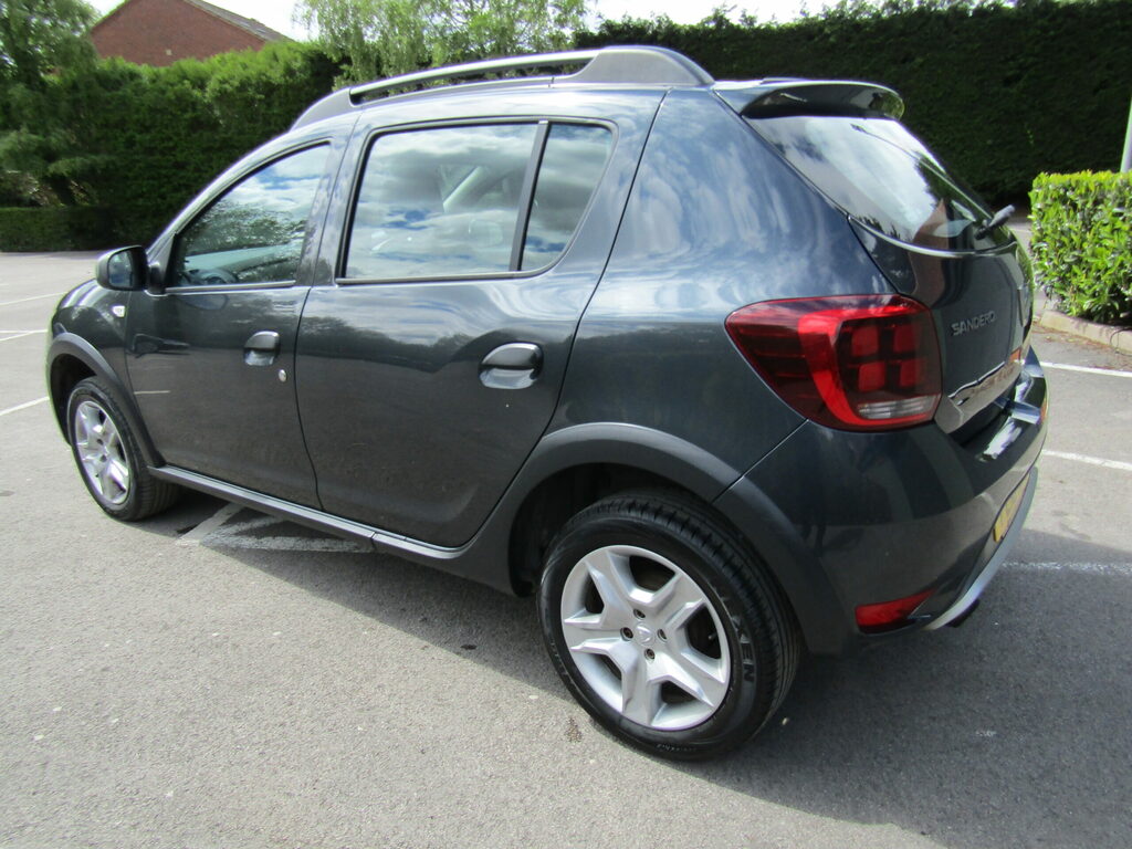 Dacia Sandero Stepway Sandero Stepway Essential Tce PL18NVS Grey #5