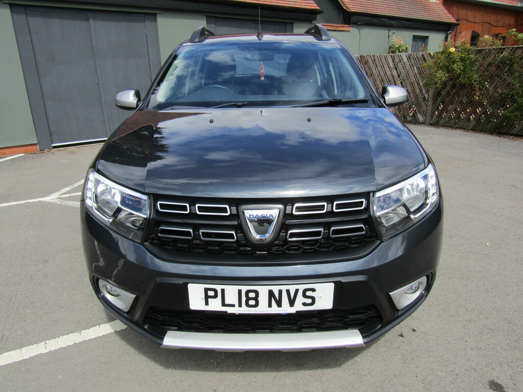 Dacia Sandero Stepway Sandero Stepway Essential Tce PL18NVS Grey #2