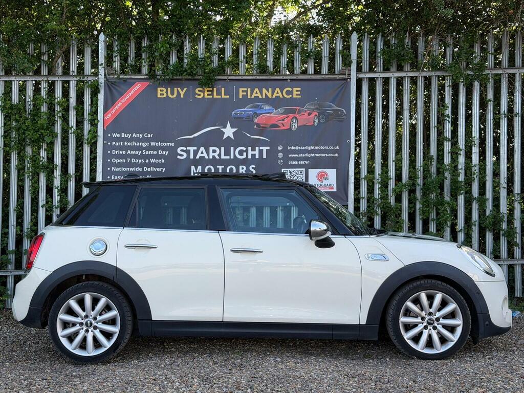 Mini Hatch 2.0 Cooper S Euro 6 Ss LY64SZZ White #4
