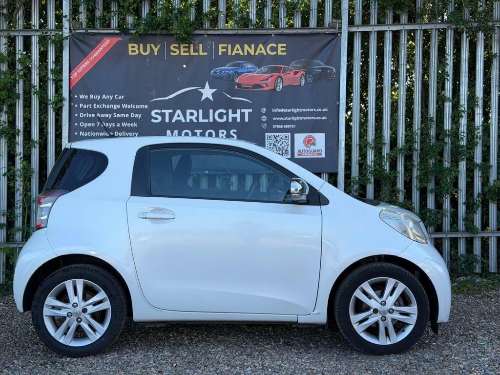 Toyota IQ Vvt-i Iq Red #36