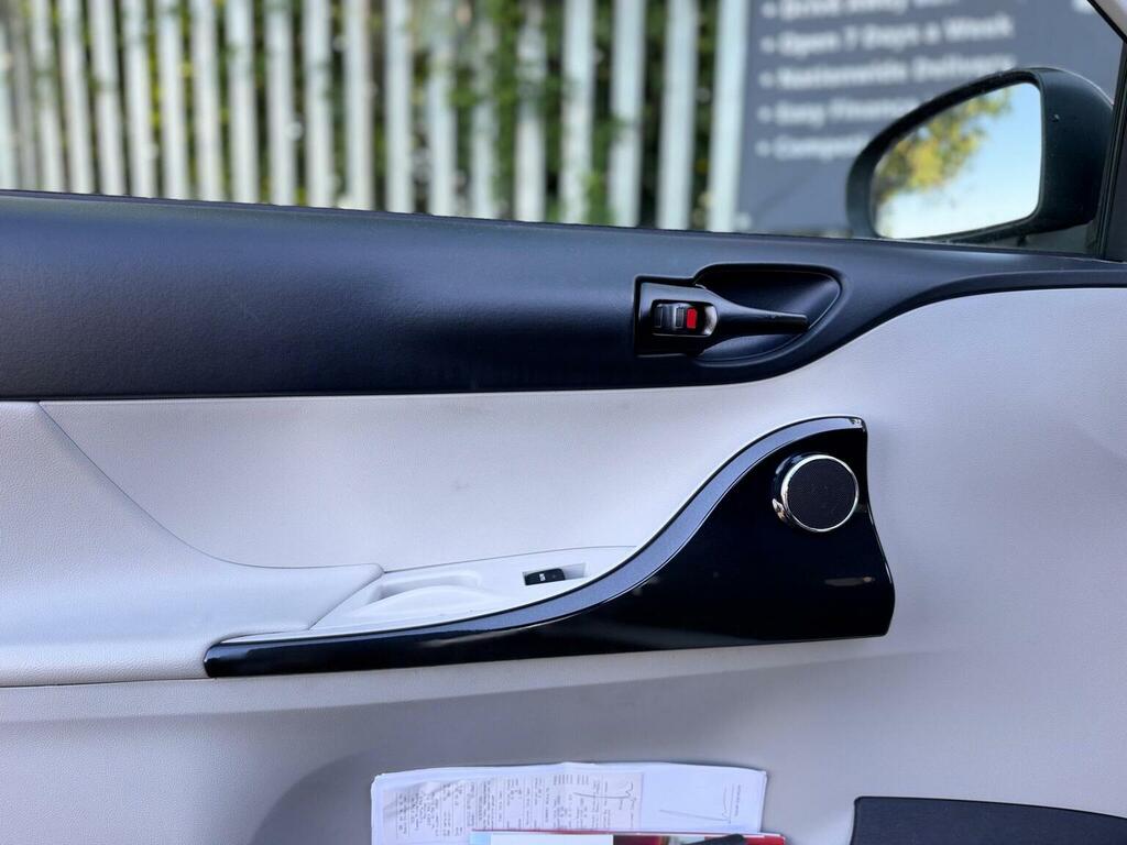 Toyota IQ Vvt-i Iq Red #28