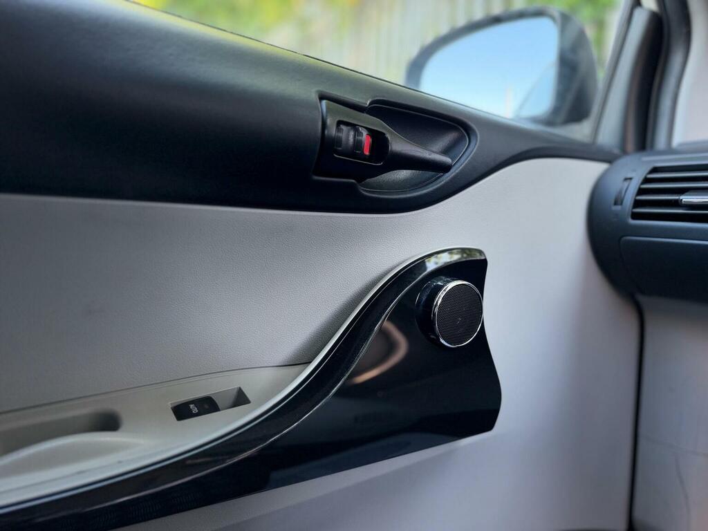 Toyota IQ Vvt-i Iq Red #19