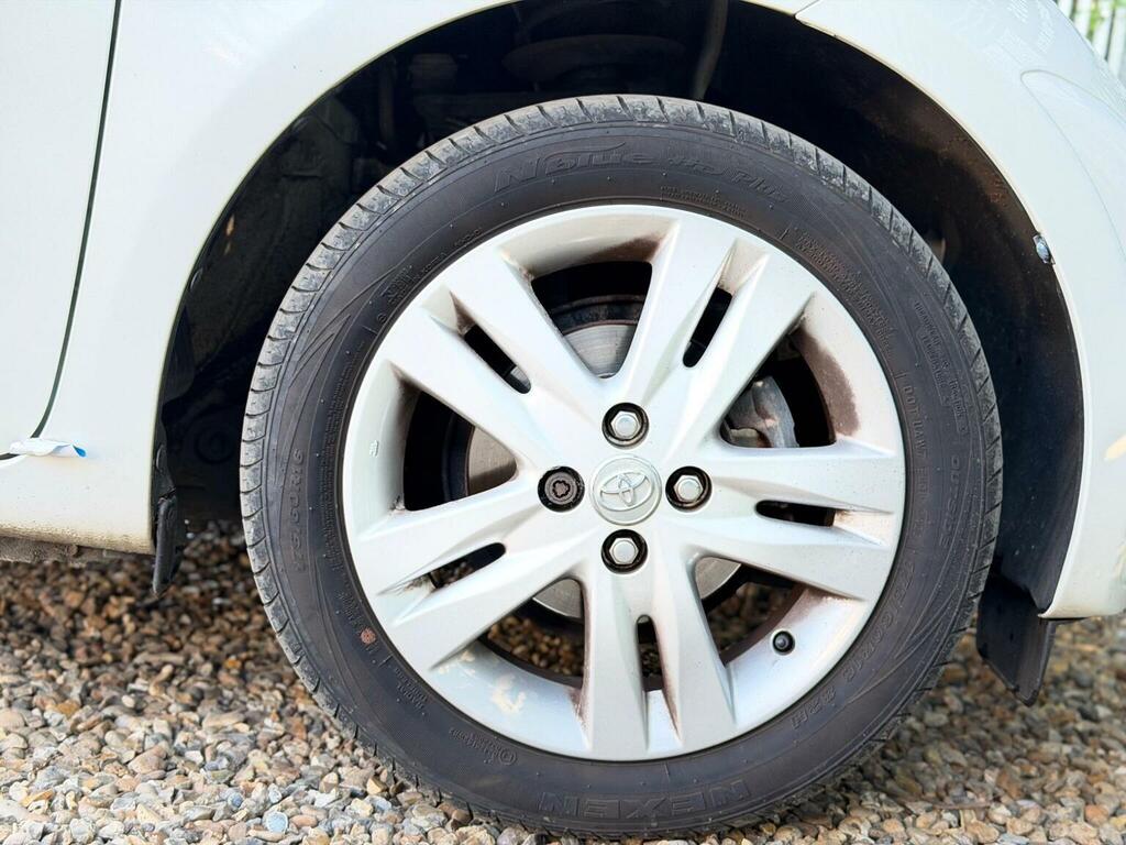 Toyota IQ Vvt-i Iq Red #32
